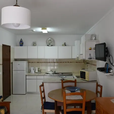 Encosta Do Mar Apartment