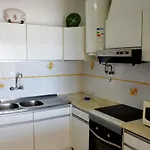 Encosta Do Mar Apartment *