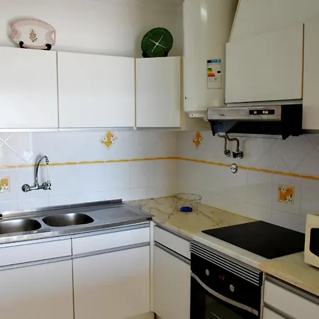 Encosta Do Mar Apartment *